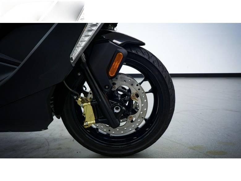BMW C400GT