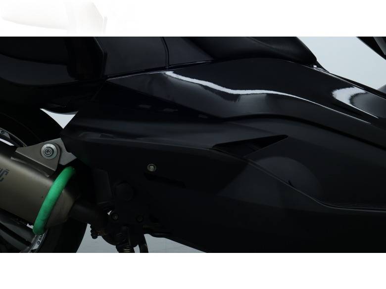 BMW C650GT