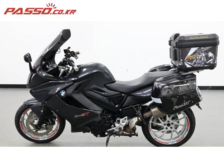 BMW F800GT