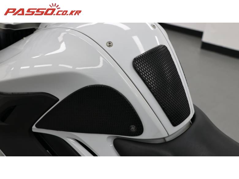 BMW F800GT