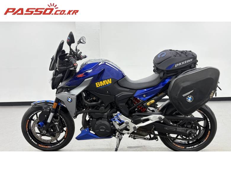 BMW F900R