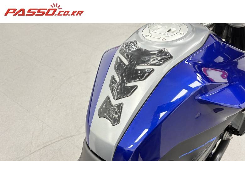 BMW F900R