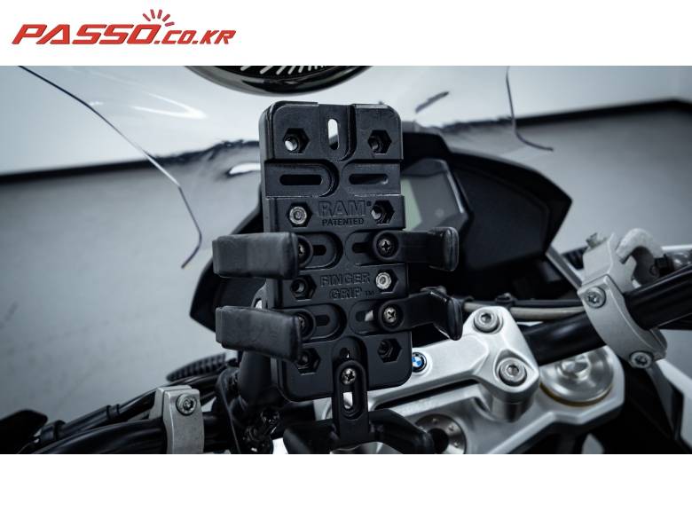 BMW G310GS