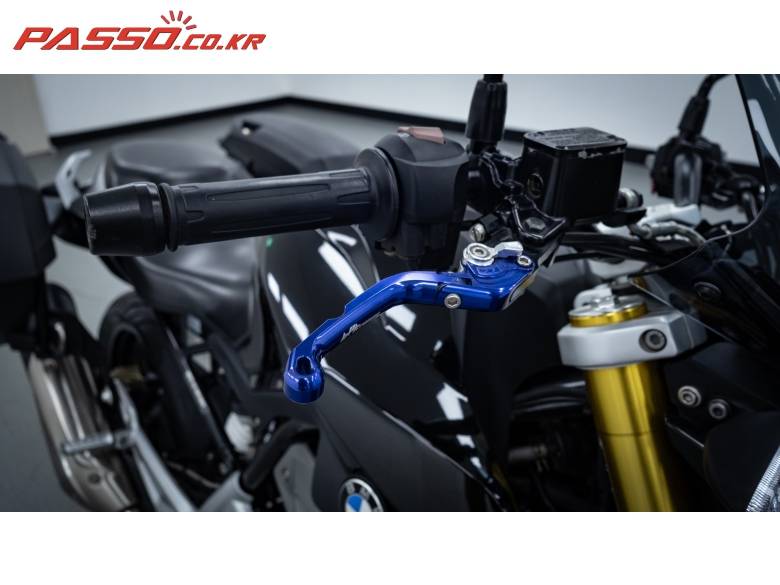 BMW G310R