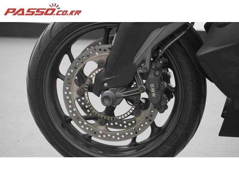 BMW K1300R
