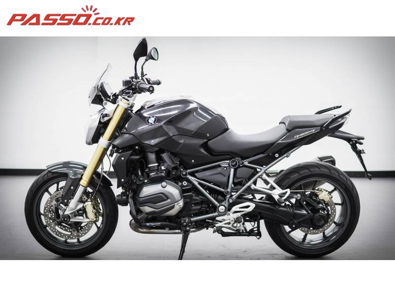 BMW R1200R