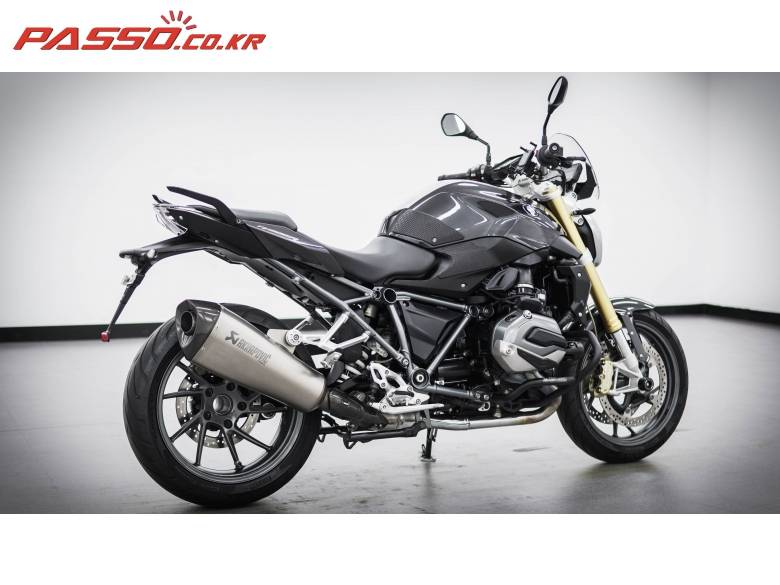 BMW R1200R