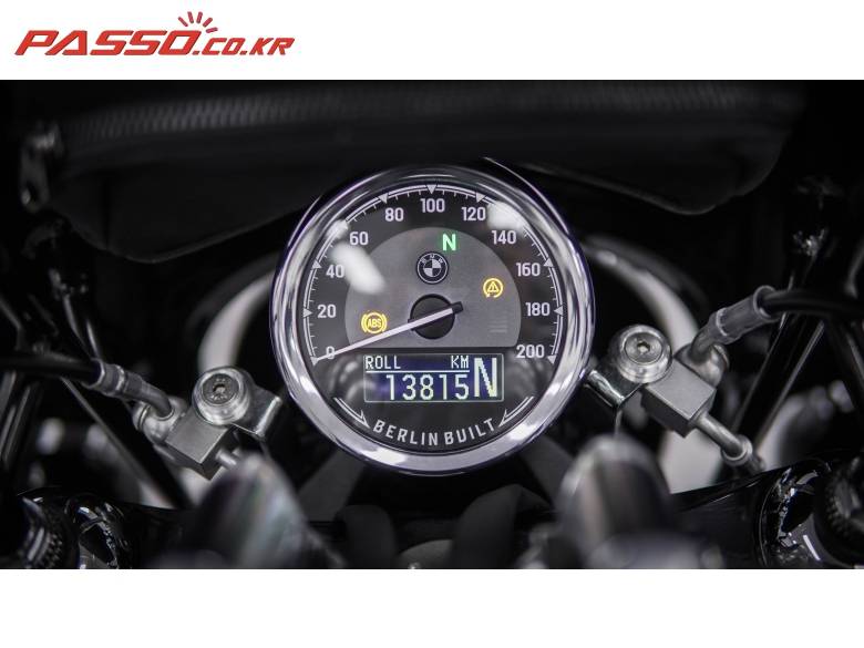 BMW R18