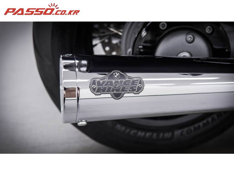 BMW R18