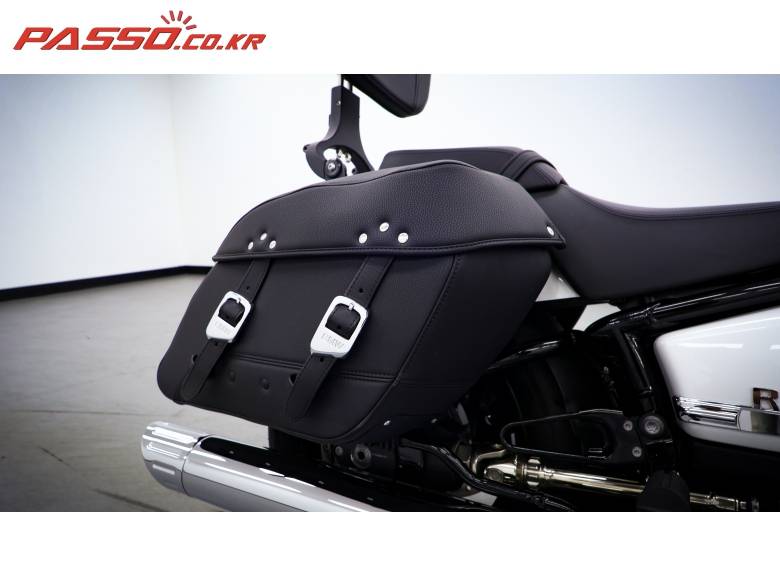 BMW R18 클래식 719 에디션