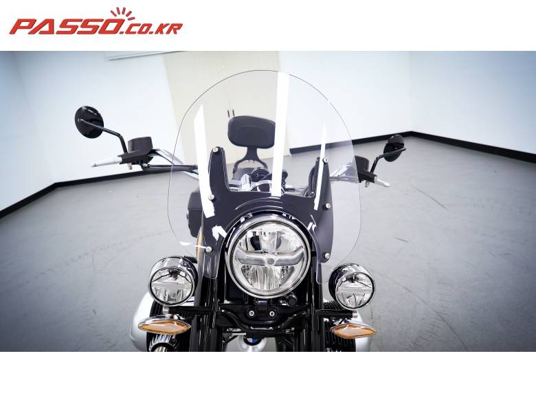 BMW R18 클래식 719 에디션