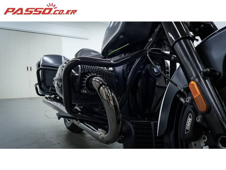 BMW R18