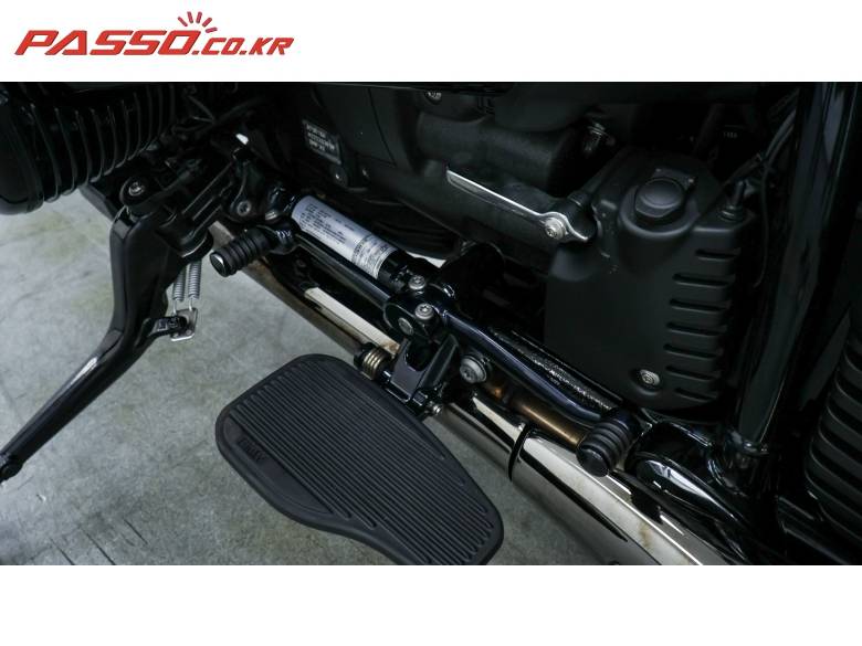 BMW R18