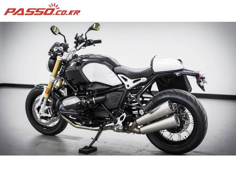 BMW R나인T