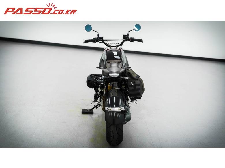 BMW R나인T