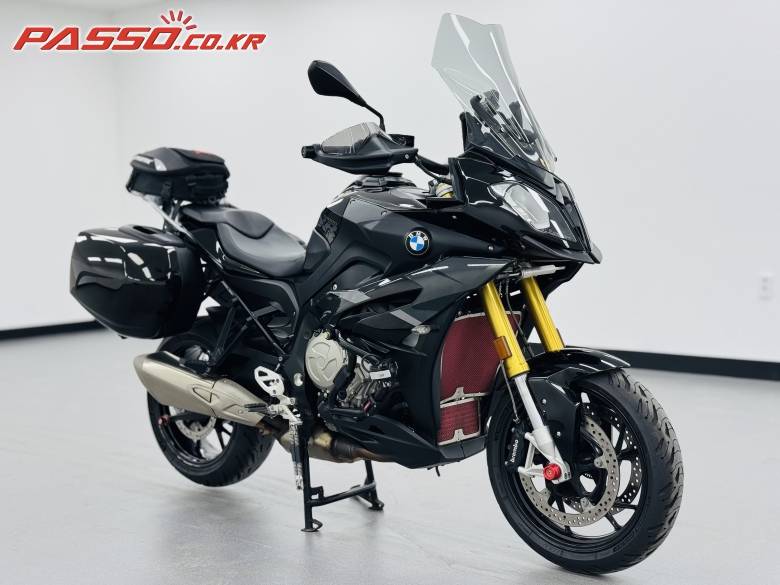 BMW S1000 XR