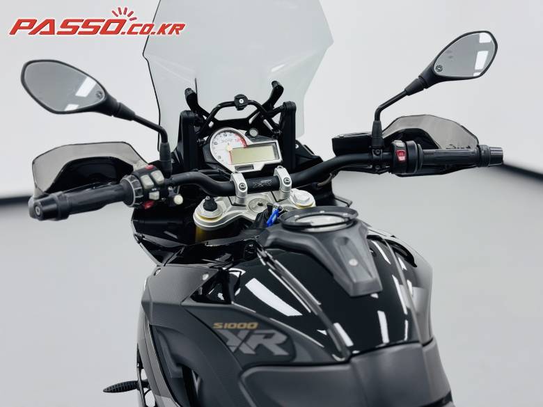 BMW S1000 XR