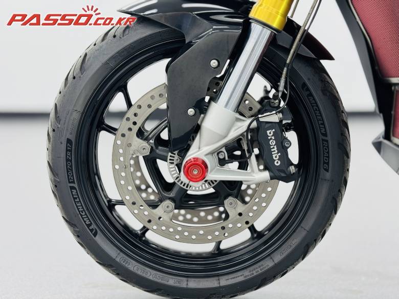 BMW S1000 XR