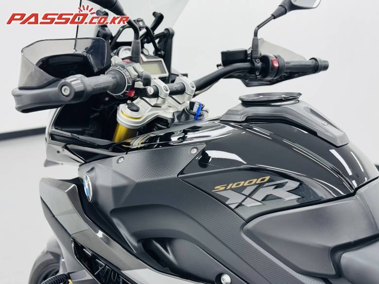 BMW S1000 XR