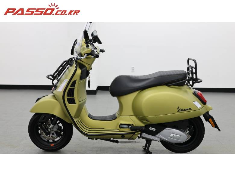 베스파 GTS125 슈퍼 스포츠 ABS