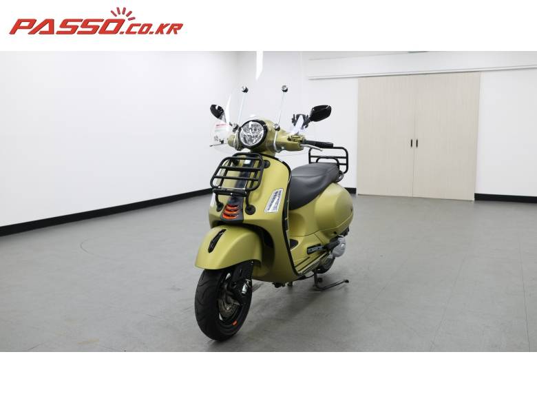 베스파 GTS125 슈퍼 스포츠 ABS