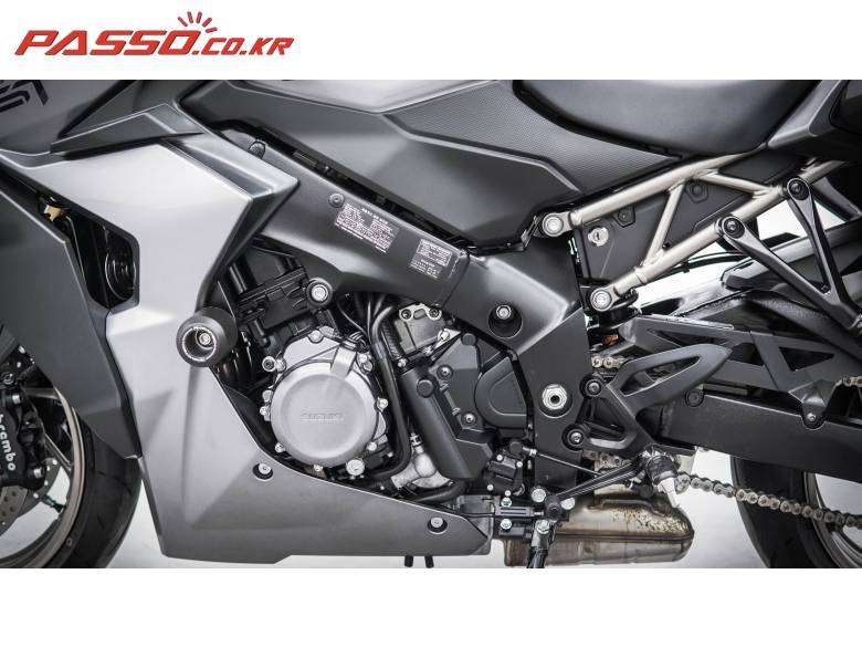 스즈키 GSX S1000 GT