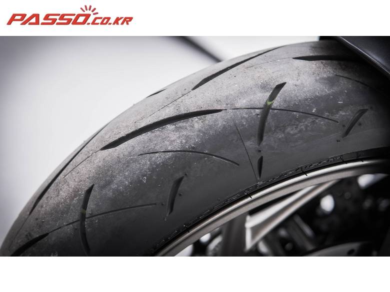스즈키 GSX S1000 GT