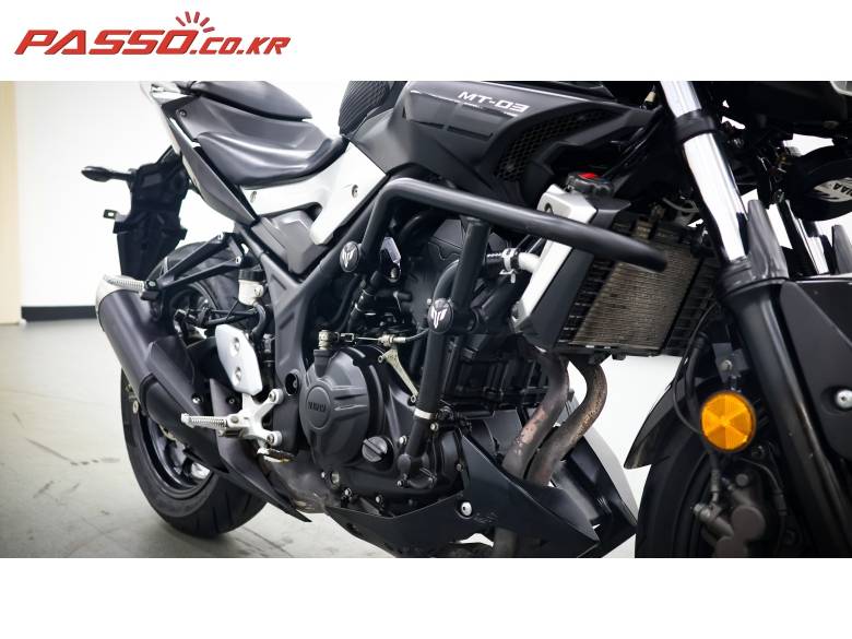 야마하 MT-03