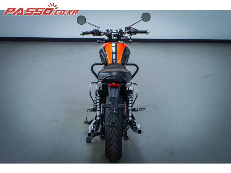 트라이엄프 본네빌 T 120
